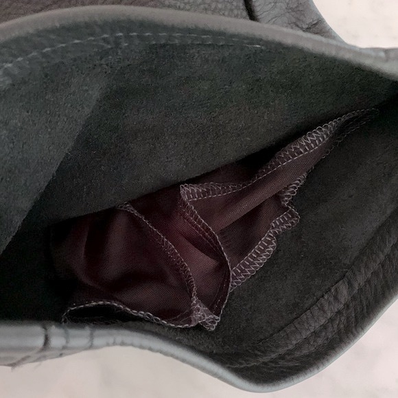 Mens leather motorcycle pants, beautiful leather, lined size 40” x 28” - Picture 6 of 11